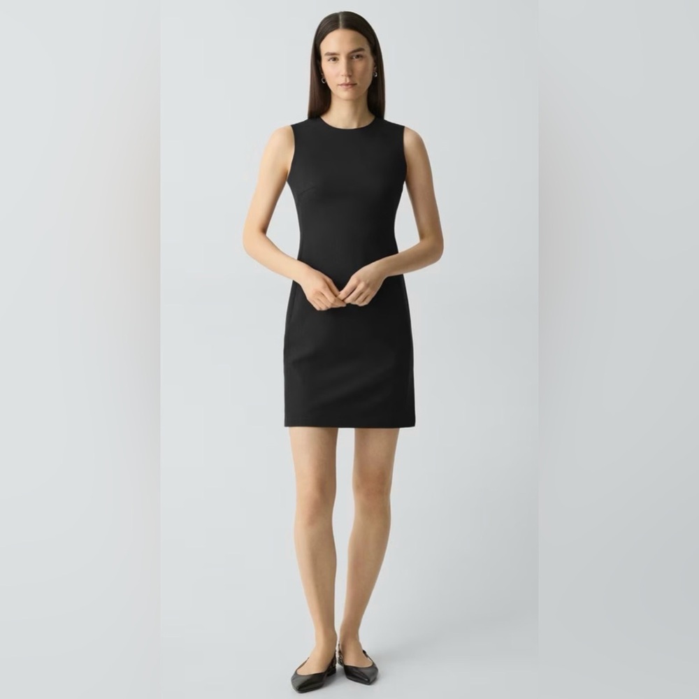 Theory Sleeveless Fitted Dress in Good Wool - Black